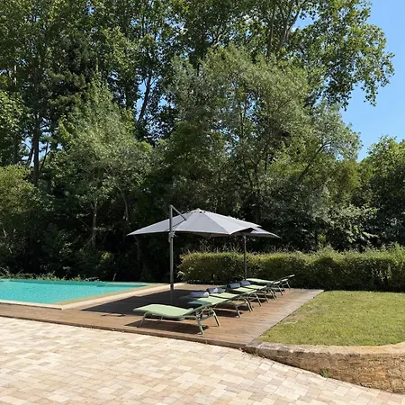 Couette-café Moulin De Carrière, Dans Un Parc De 2 Hectares à *