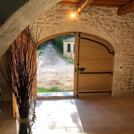 Moulin De Carrière, Dans Un Parc De 2 Hectares à * Uzès